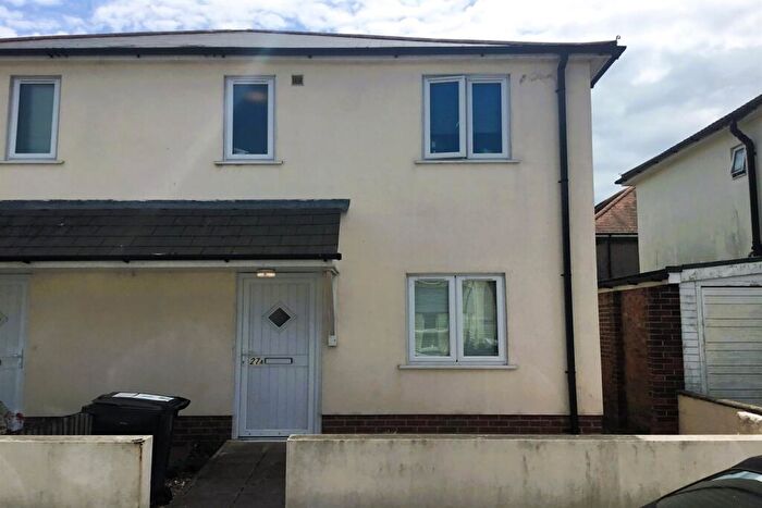 6 Bedroom House To Rent In Bedroom Semi Detached House In Winton, BH9