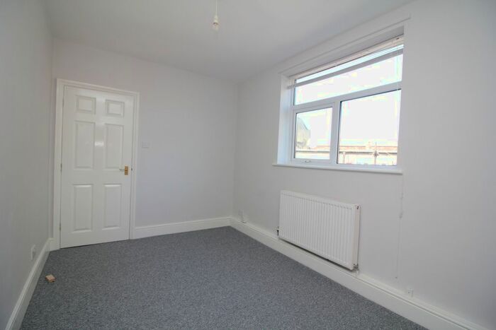 1 Bedroom Flat To Rent In Cliftonville Avenue, Margate, Kent, CT9
