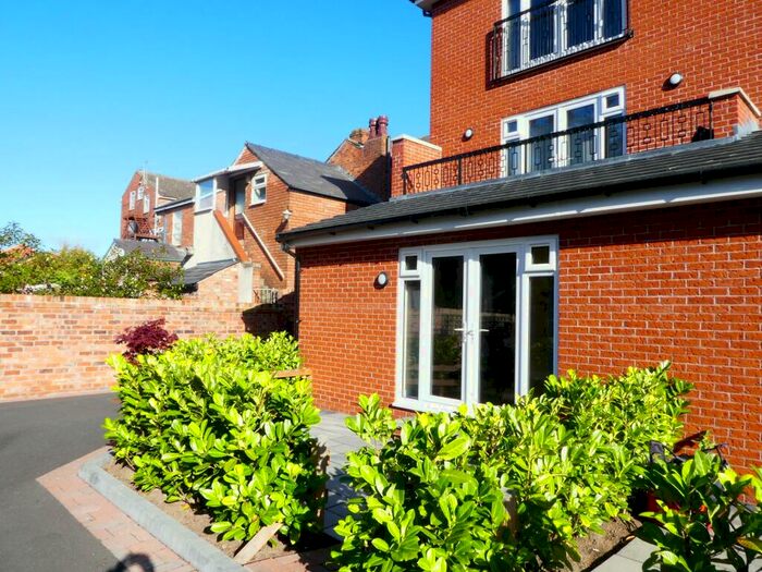 Ground Flat To Rent In Alexandra Road, Southport, Merseyside., PR9