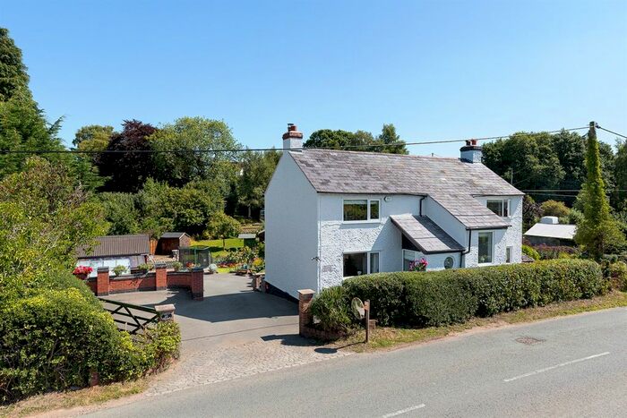 3 Bedroom Detached House For Sale In Tilston, Malpas, SY14