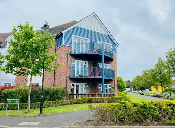 2 Bedroom Apartment To Rent In Leybourne Lakes, Leybourne, ME20