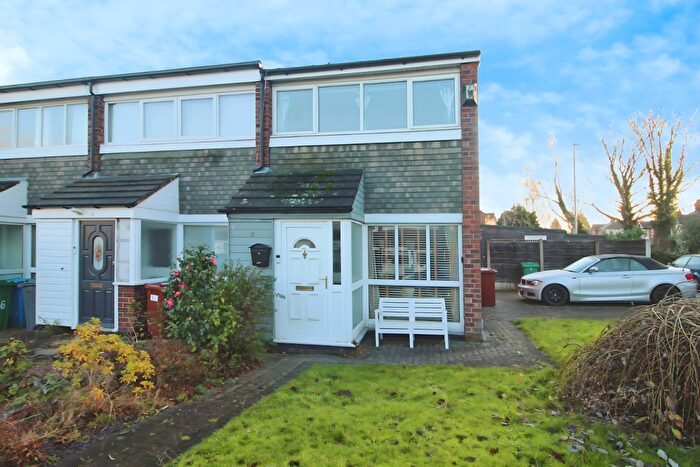 2 Bedroom House For Sale In Monaco Drive, Manchester, M22