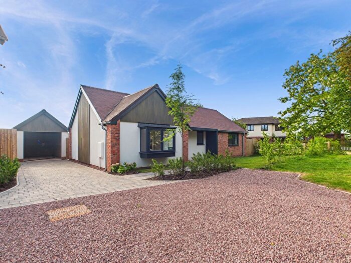 3 Bedroom Bungalow For Sale In St. Michael's Grove, Brampton Abbotts, Ross-On-Wye, Herefordshire, HR9