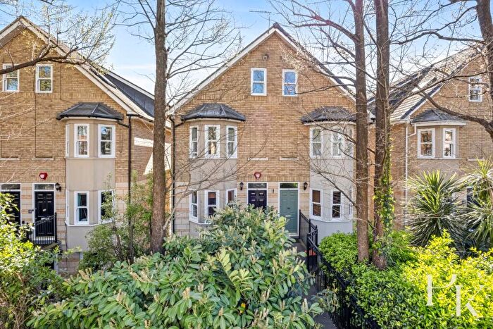 5 Bedroom House For Sale In Wilbury Avenue, Hove, BN3