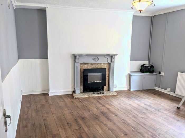 2 Bedroom Terraced House To Rent In East Road, Tylorstown, Ferndale, CF43