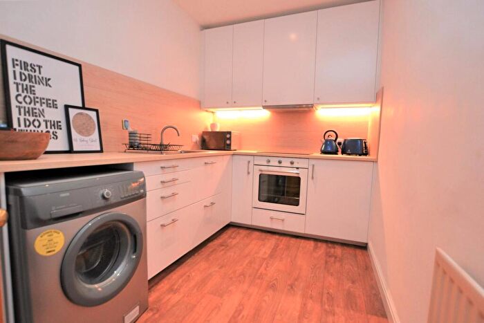 1 Bedroom Flat To Rent In Rodney Street, Canonmills, Edinburgh, EH7