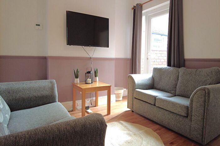 4 Bedroom Terraced House To Rent In Cranwell Street, Lincoln, LN5