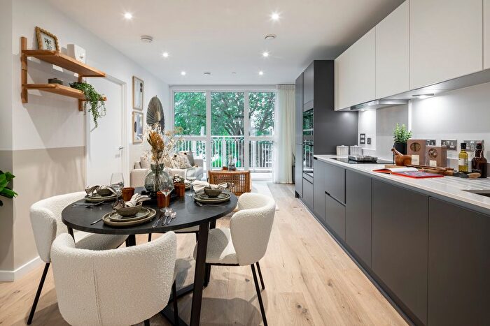 2 Bedroom Flat For Sale In Verdica, Camden, NW1