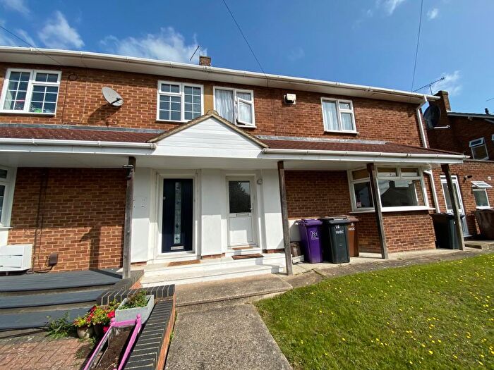 1 Bedroom Maisonette To Rent In Thatchers End, SG4