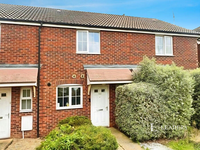 2 Bedroom Terraced House To Rent In Godsey Lane, Market Deeping, Peterborough, PE6