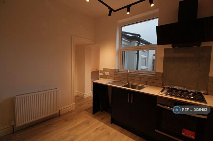 2 Bedroom Terraced House To Rent In Perry Street, Hull, HU3