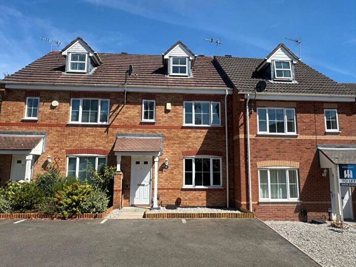 3 Bedroom Terraced House To Rent In Furlong Road, Parkside, Coventry, CV1