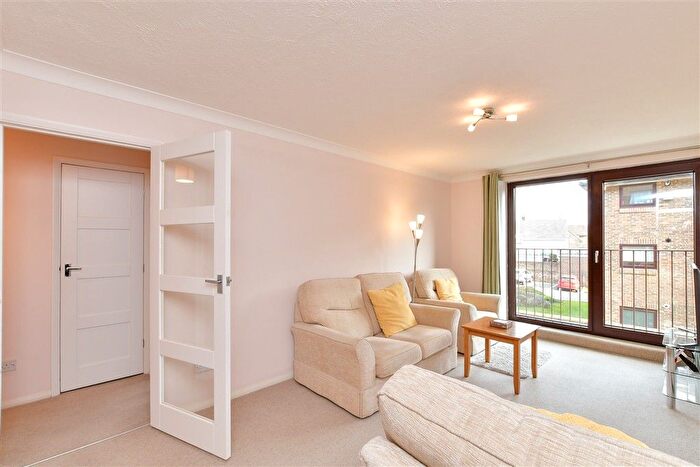 1 Bedroom Flat For Sale In London Road, Brighton, East Sussex, BN1