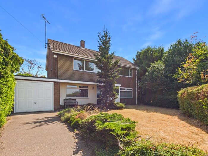 3 Bedroom Detached House For Sale In Griceson Close, Ollerton, Newark, NG22