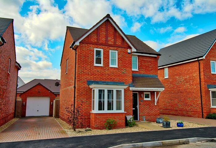 3 Bedroom Detached House For Sale In Vale Park Business Centre, Asparagus Way, Vale Park, Evesham, WR11