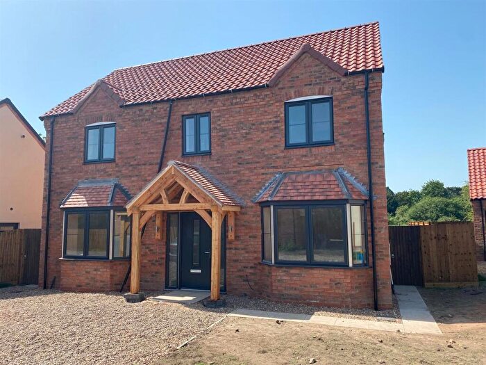4 Bedroom Detached House For Sale In Barnby Road, Newark, NG24