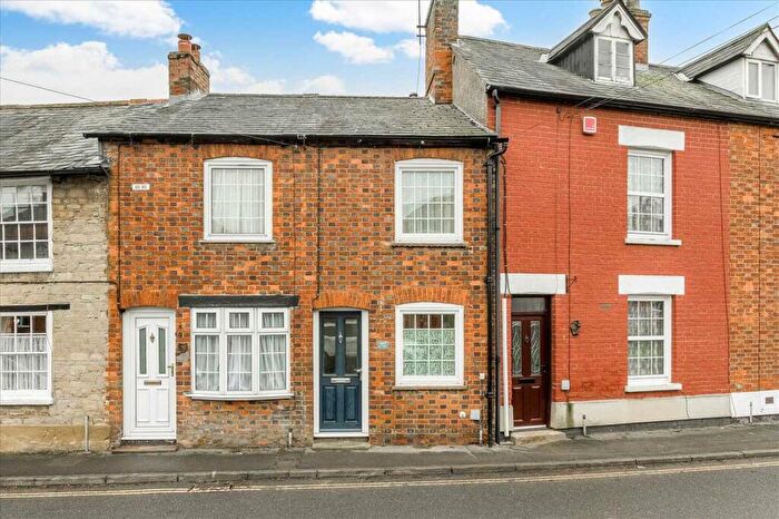 2 Bedroom Terraced House For Sale In Weston Road, Olney, MK46