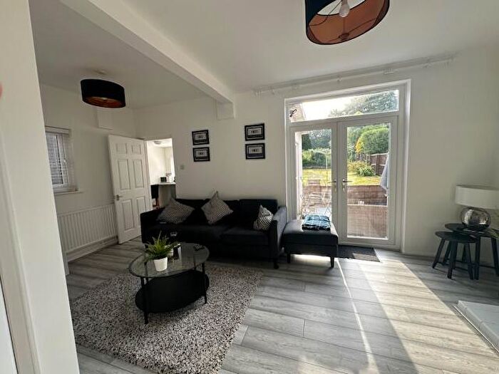 3 Bedroom House To Rent In Chester Road South, DY10