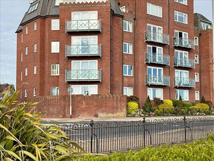 2 Bedroom Apartment For Sale In The Waterfront, Queens Parade, Cleethorpes, DN35