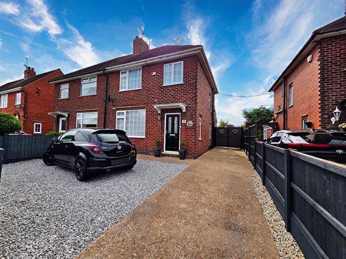 3 Bedroom Semi-Detached House For Sale In Recreation Road, Langwith Junction, Mansfield, NG20