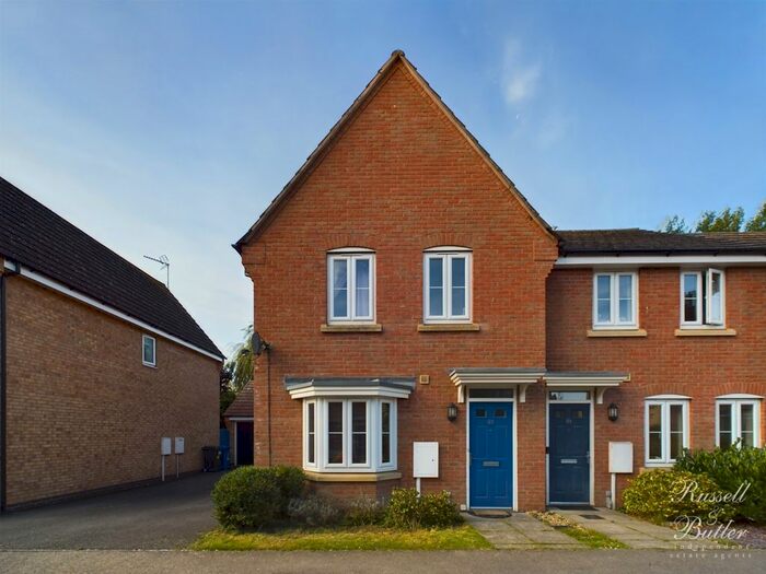 3 Bedroom Semi-Detached House To Rent In Alchester Court, Towcester, Northamptonshire, NN12