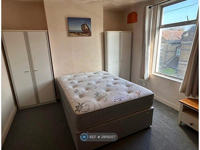 3 Bedroom Terraced House To Rent In Rochester St, Chatham, ME4