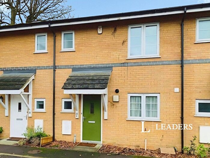 3 Bedroom Detached House For Sale In Caerleon Avenue, Southampton, Hampshire, SO19