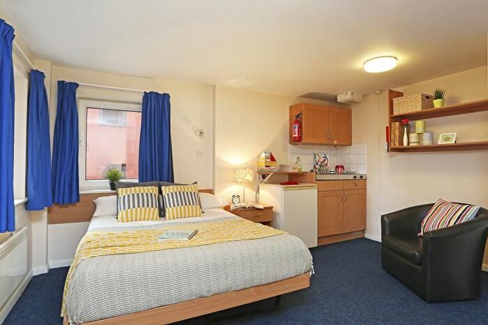 Studio To Rent In Woodgate, Loughborough, LE11