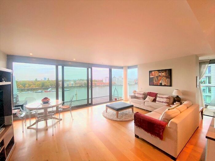 2 Bedroom Flat To Rent In Eastfields Avenue, Putney, London, SW18