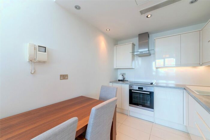1 Bedroom Flat To Rent In Westcliffe Apartments, London, W2