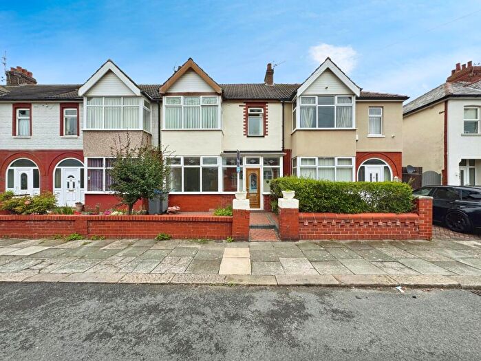 3 Bedroom Semi-Detached House For Sale In Woodstock Gardens, Blackpool, Lancashire, FY4