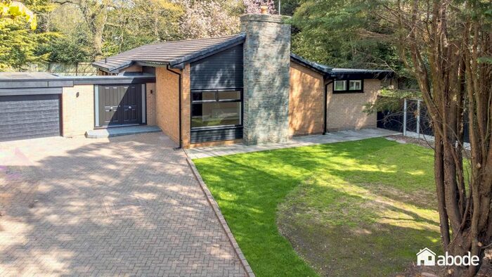 4 Bedroom Detached Bungalow To Rent In The Coppice, Allerton Road, Mossley Hill, Liverpool, L18