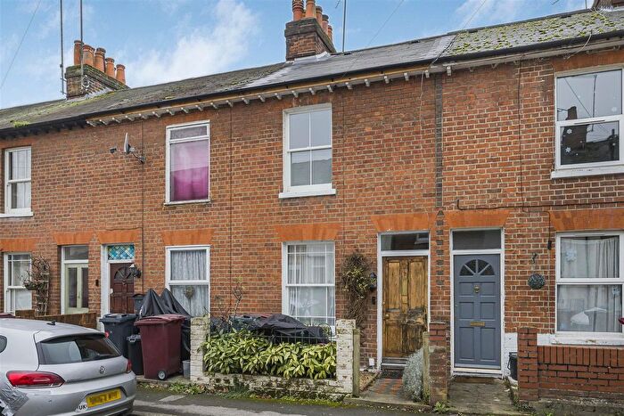 2 Bedroom Terraced House For Sale In Victoria Street, Reading, RG1