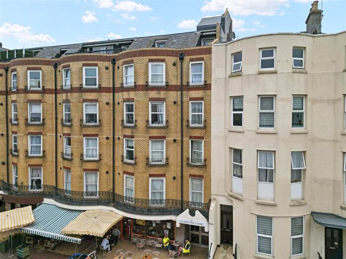 1 Bedroom Flat For Sale In Terminus Road, Eastbourne, BN21