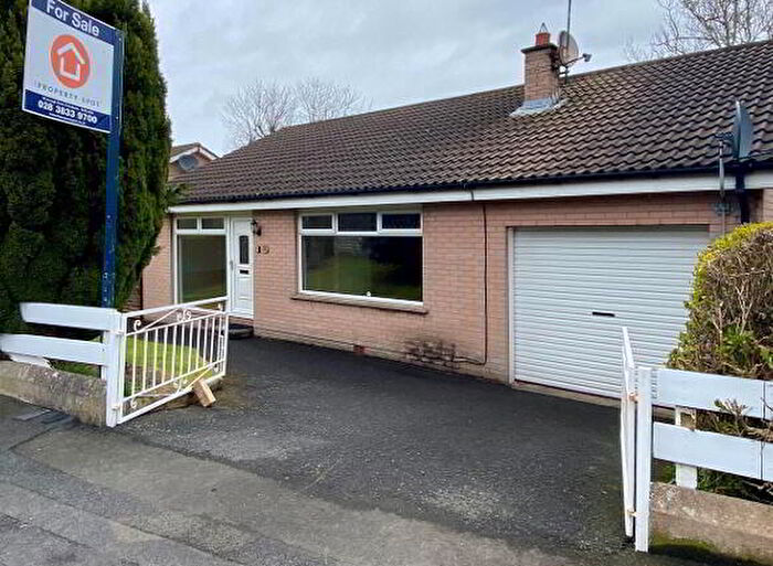 3 Bedroom Bungalows For Sale In Lismara, Craigavon, BT65