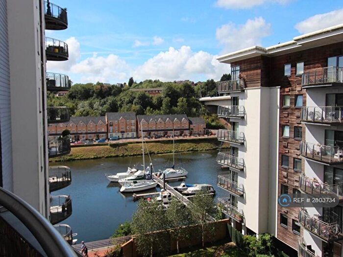 2 Bedroom Flat To Rent In Victoria Wharf, Cardiff, CF11