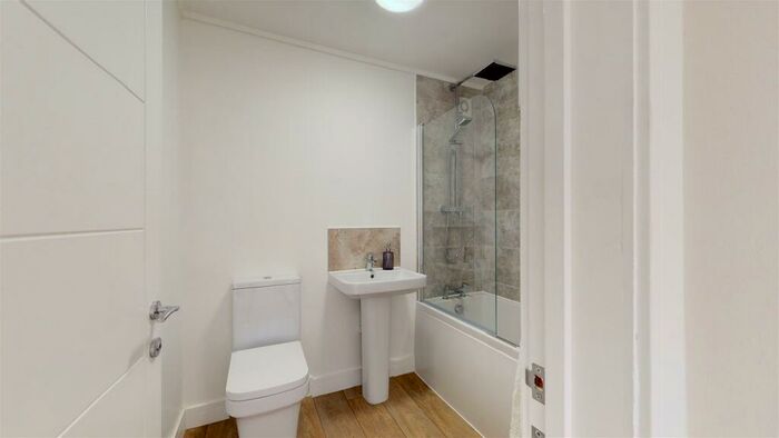 2 Bedroom Flat To Rent In Russell Court, Long Eaton, Nottingham, NG10