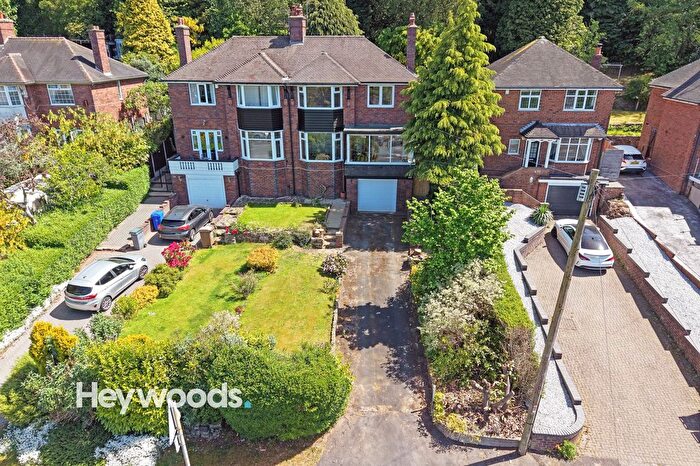 3 Bedroom Semi Detached House For Sale In Lightwood Road, Lightwood, Stoke-On-Trent, ST3