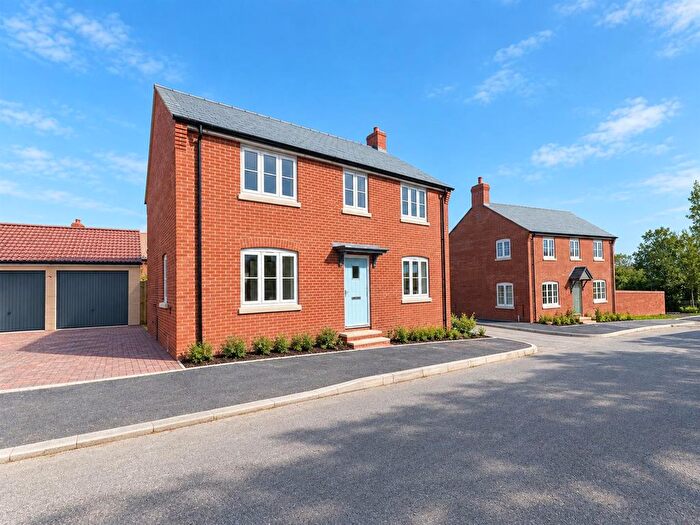 4 Bedroom Detached House For Sale In Ridge Lane, Chesil Reach, Chickerell, DT3
