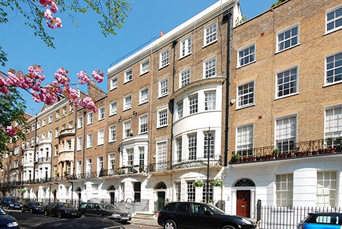 3 Bedroom Flat For Sale In Montagu Square, Marylebone, London, W1H