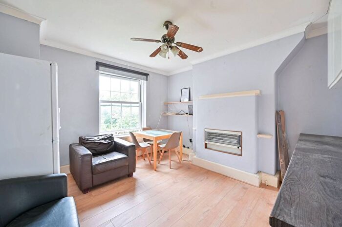4 Bedroom Flat To Rent In Falmouth Road, Borough, London, SE1