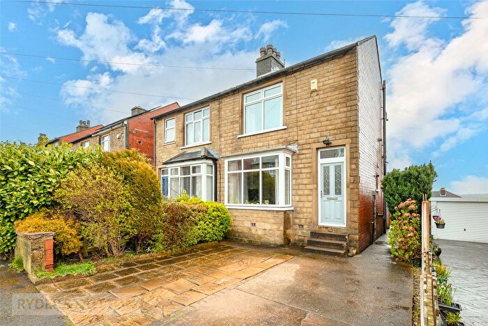2 Bedroom Semi Detached House For Sale In Broomfield Road, Marsh, Huddersfield, West Yorkshire, HD1