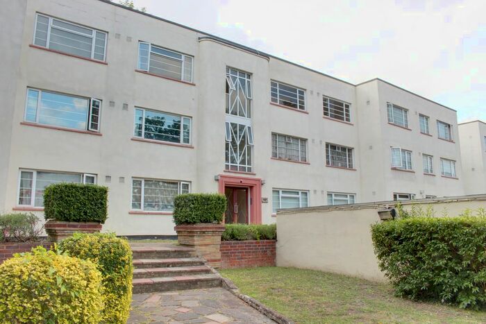 2 Bedroom Flat To Rent In Brighton Road, Purley, CR8