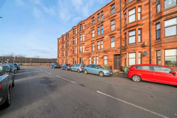 2 Bedroom Flat To Rent In Peninver Drive, Glasgow, G51