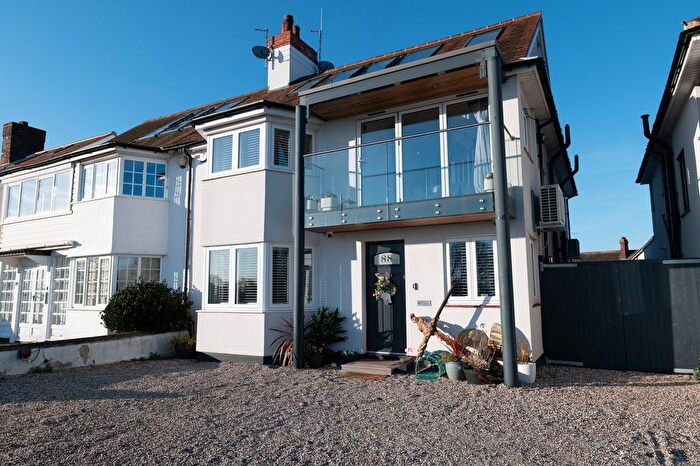 4 Bedroom Semi Detached House For Sale In Marine Parade, Leigh-On-Sea, SS9