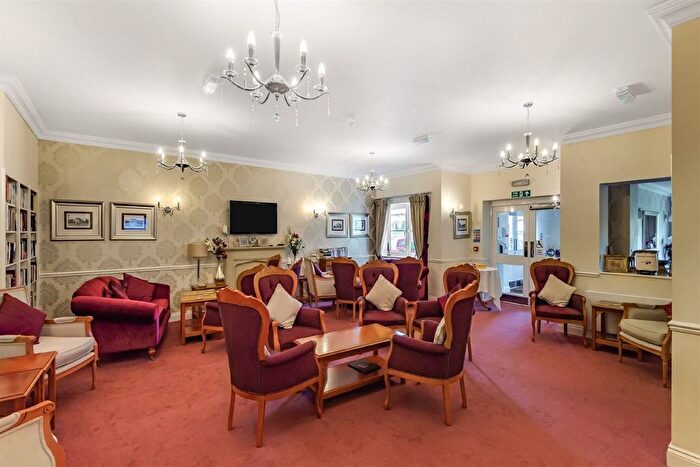 1 Bedroom Flat For Sale In Hope Road, Sale, M33