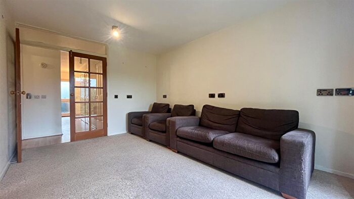 1 Bedroom Maisonette To Rent In Victoria Road, Sutton, SM1