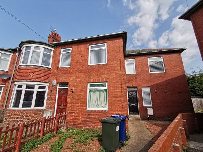 3 Bedroom Flat To Rent In Moorhead, Newcastle Upon Tyne, NE5