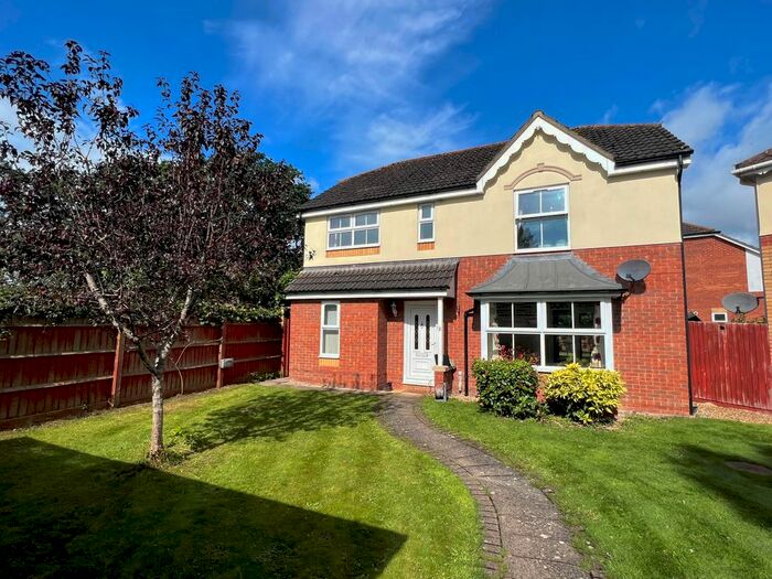 4 Bedroom Property To Rent In Mead Way, Monkton Heathfield, Taunton, TA2