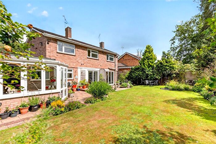 4 Bedroom Detached House For Sale In Sherwood Close, Bracknell, Berkshire, RG12